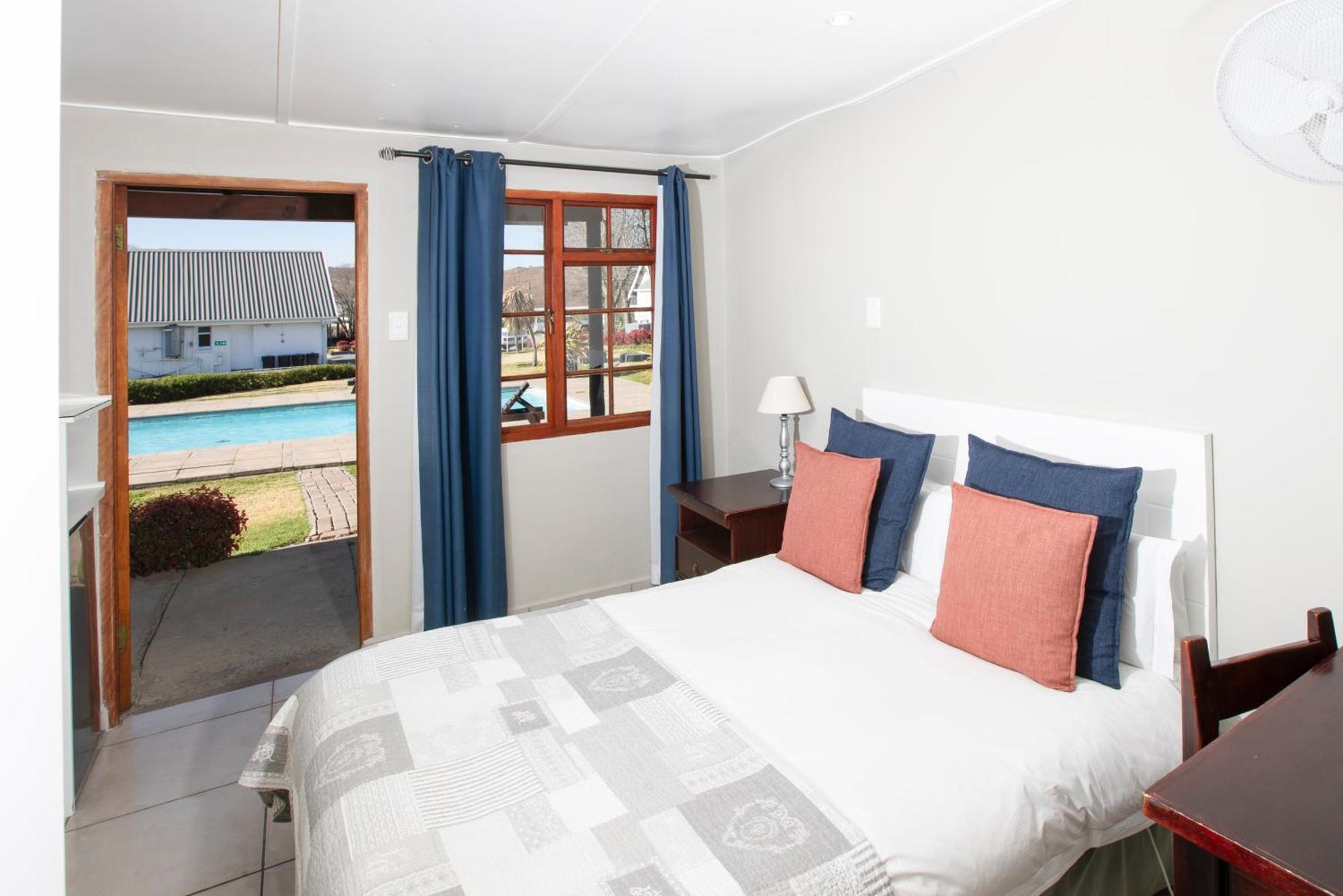 Mount Currie Inn Kokstad  Luaran gambar