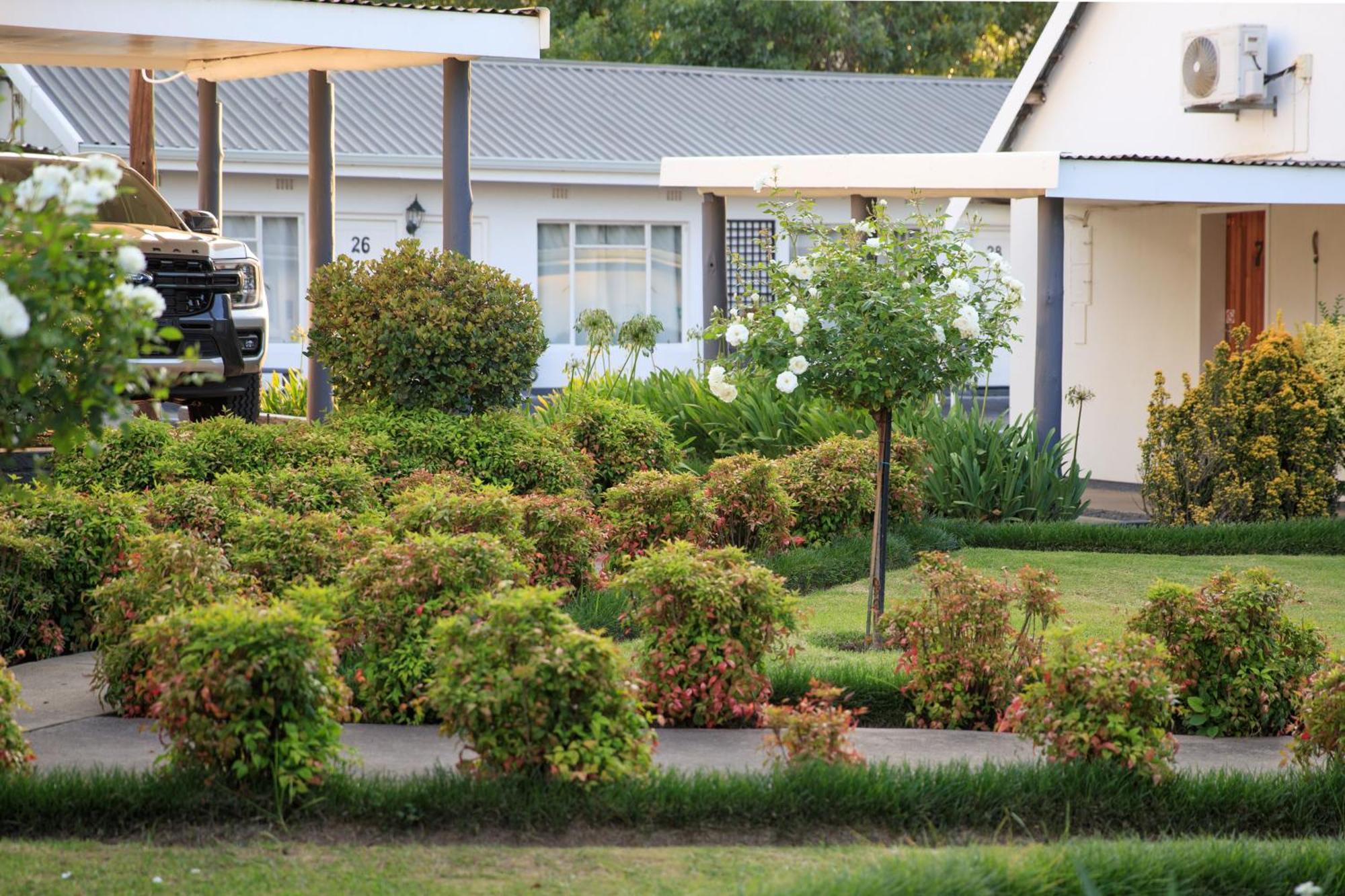 Mount Currie Inn Kokstad  Luaran gambar
